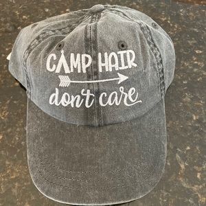 Women’s Cotton cap with adjustable metal strap